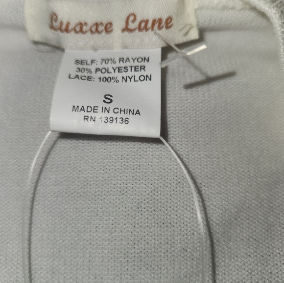 Luxxe Lane Cardigan with lace trim NWT - Picture 2 of 3